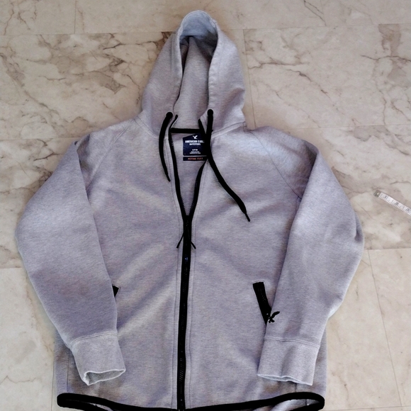 American Eagle Outfitters Jackets & Blazers - American Eagle Outfitters hi-low hooded sweatshirt style jacket.
